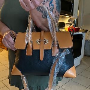 Dooney & Bourke Handbag